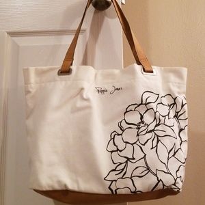 ❌SOLD❌ POPPIE JONES TOTE!